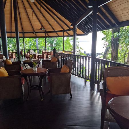 โรงแรมเคอร์ฟไอส์แลนด์รีสอร์ท Round Island ภายนอก รูปภาพ