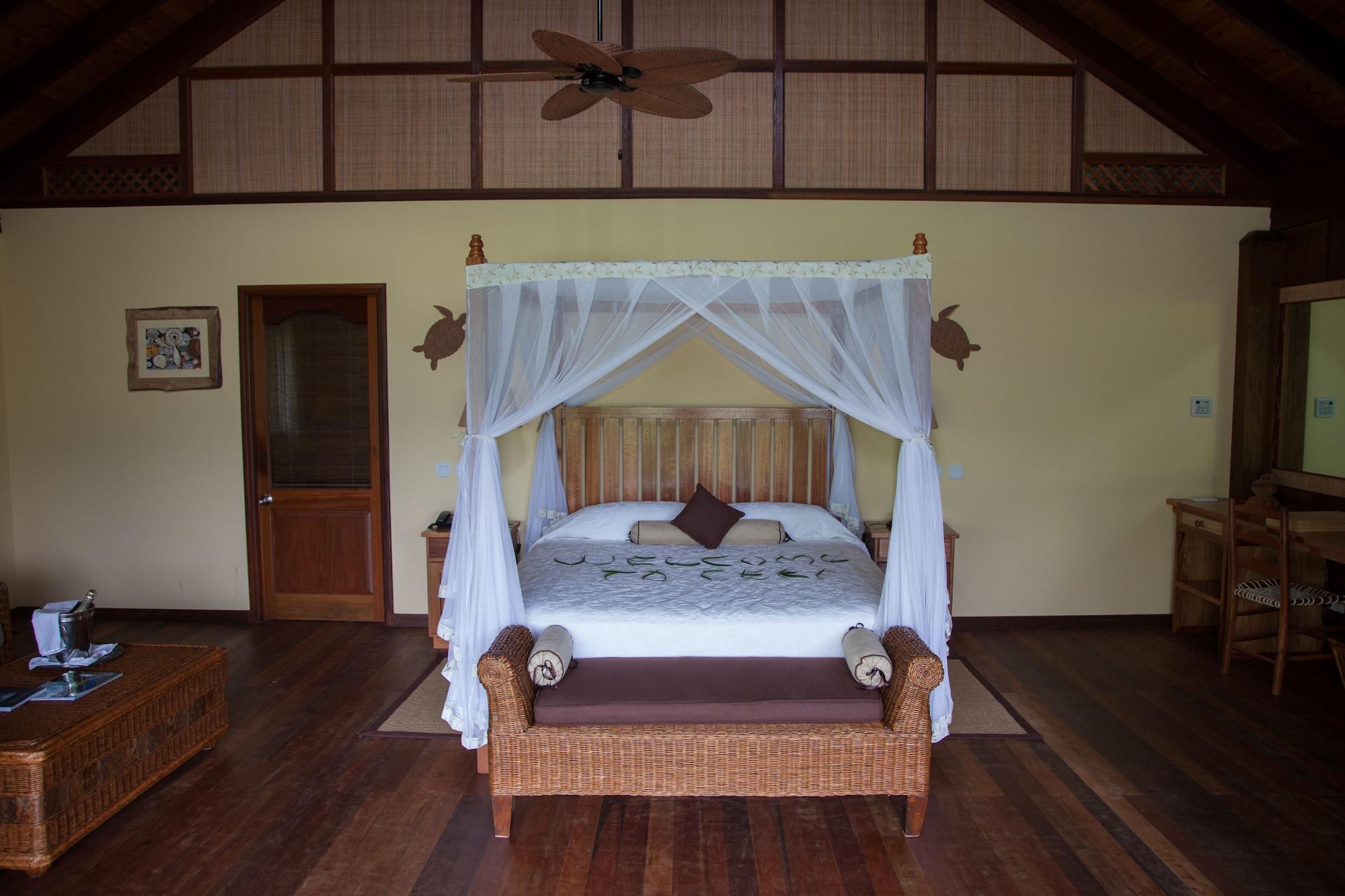 โรงแรมเคอร์ฟไอส์แลนด์รีสอร์ท Round Island ภายนอก รูปภาพ