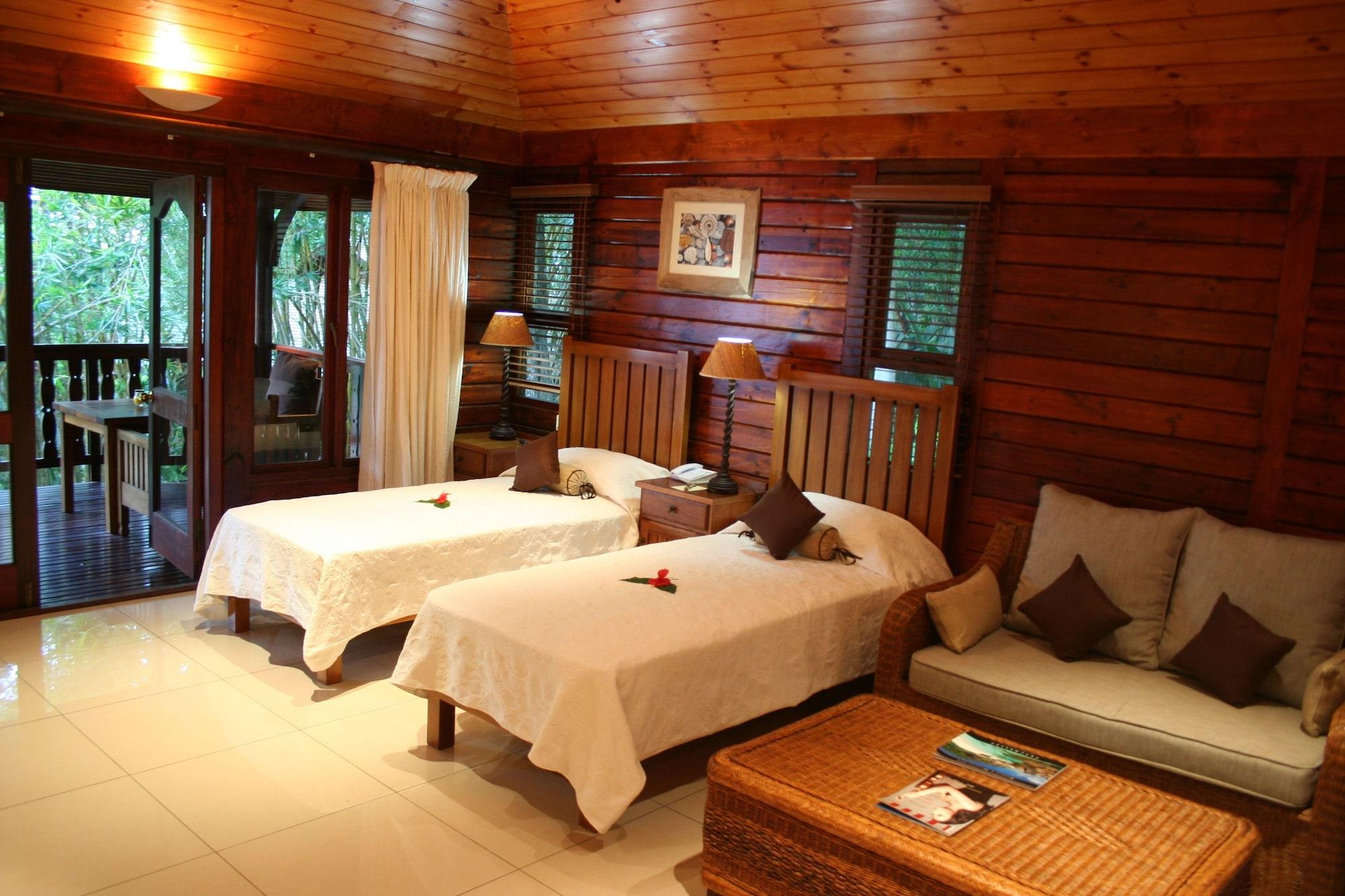 โรงแรมเคอร์ฟไอส์แลนด์รีสอร์ท Round Island ภายนอก รูปภาพ