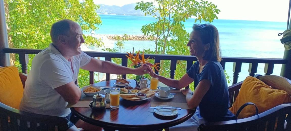 โรงแรมเคอร์ฟไอส์แลนด์รีสอร์ท Round Island ภายนอก รูปภาพ