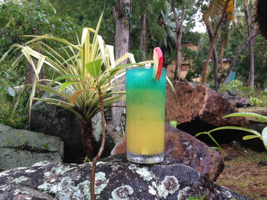 โรงแรมเคอร์ฟไอส์แลนด์รีสอร์ท Round Island ภายนอก รูปภาพ