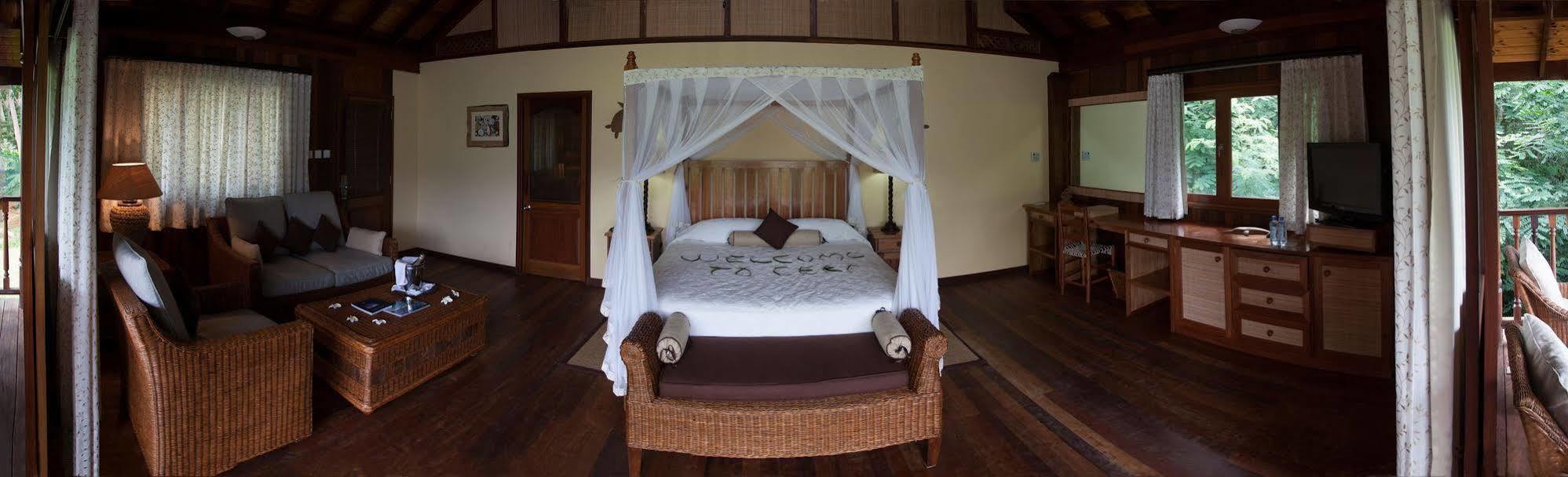 โรงแรมเคอร์ฟไอส์แลนด์รีสอร์ท Round Island ภายนอก รูปภาพ