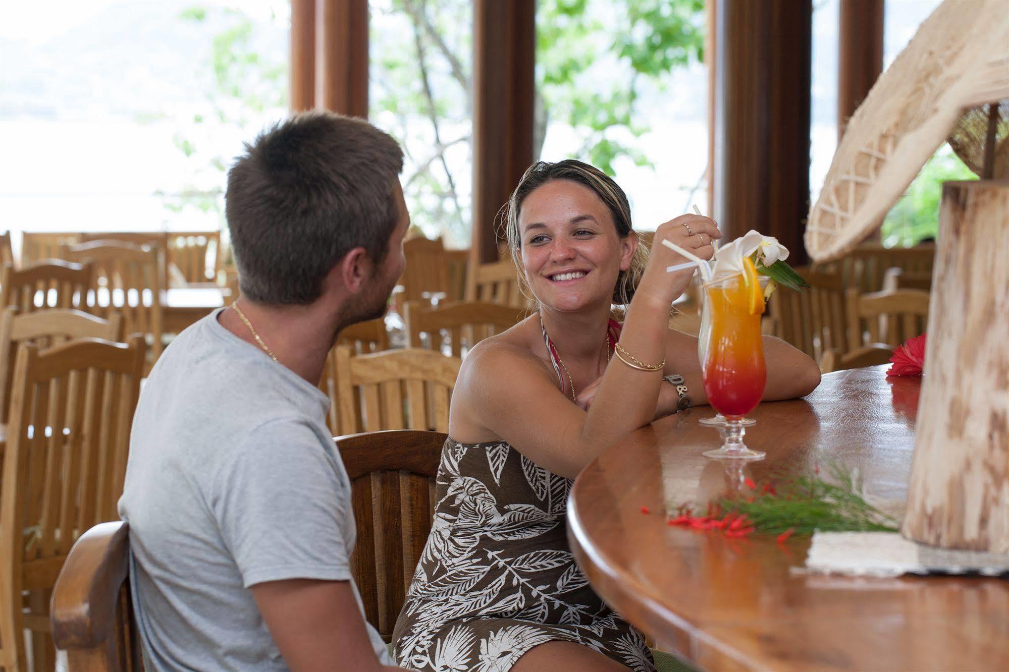 โรงแรมเคอร์ฟไอส์แลนด์รีสอร์ท Round Island ภายนอก รูปภาพ